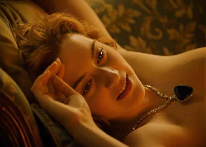 Kate Winslet nude